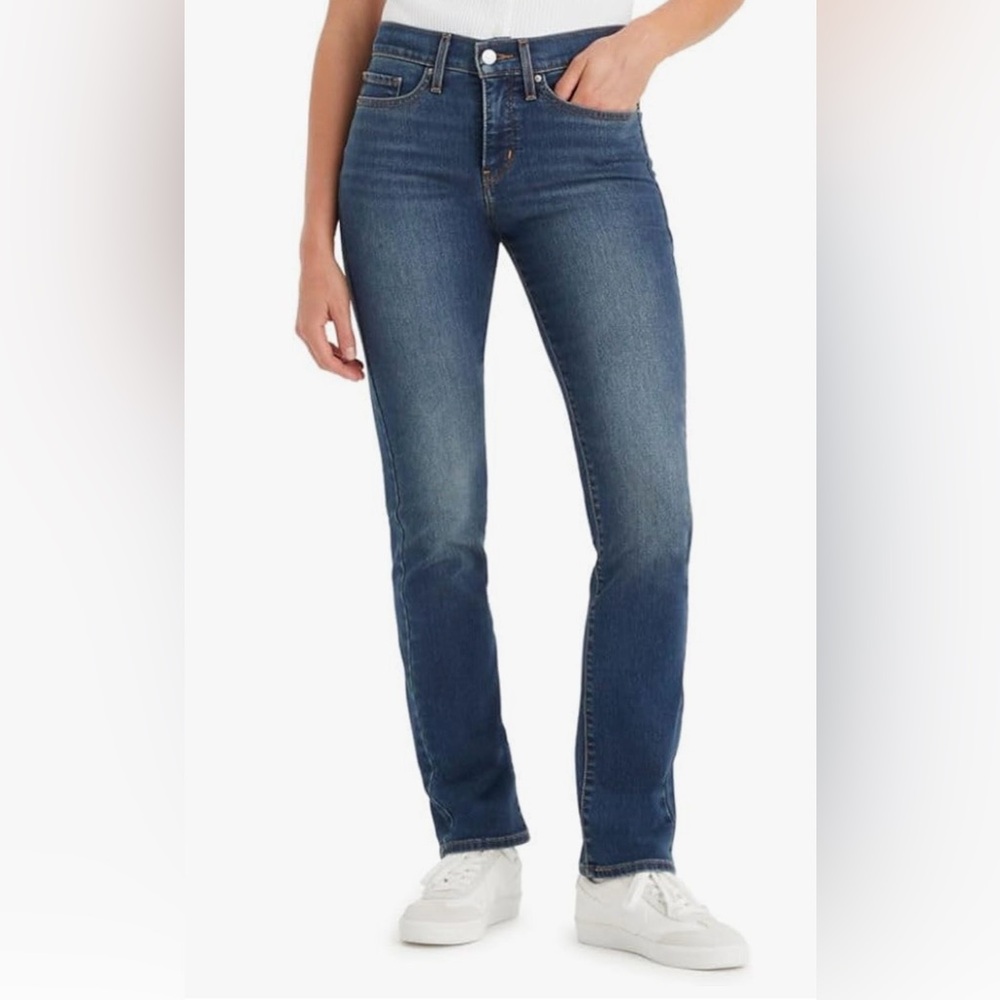 Levi's Women's Straight Leg Blue Jeans